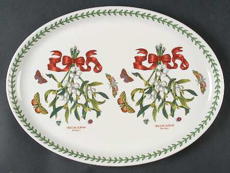 Botanic Garden Mistletoe 14" Oval Serving Platter