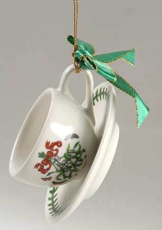 Botanic Garden Mistletoe Teacup & Saucer Ornament