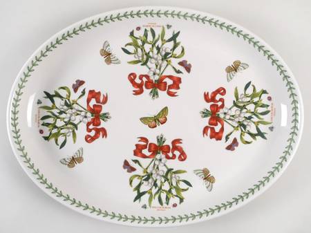 Botanic Garden Mistletoe 20" Oval Serving Platter