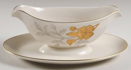 Carolina Blossoms Gravy Boat with Attached Underplate
