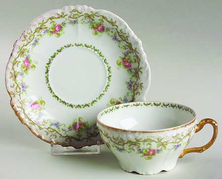 POY316 Flat Cup & Saucer Set