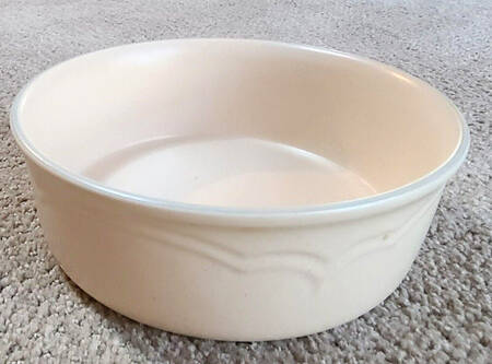 PFA46 Pet Bowl