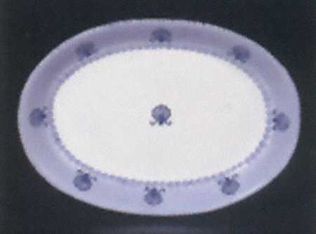 Shell and Pearl 16" Oval Serving Platter