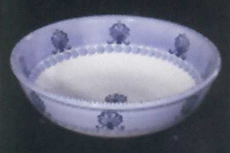 Shell and Pearl 10" Round Vegetable Bowl