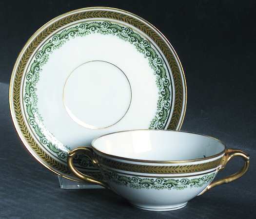 POY333 Flat Bouillon Cup & Saucer