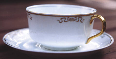 POP178 Flat Cup & Saucer Set