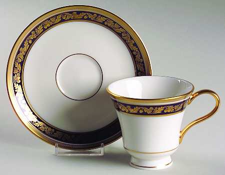 Harvest Leaf Footed Cup & Saucer Set