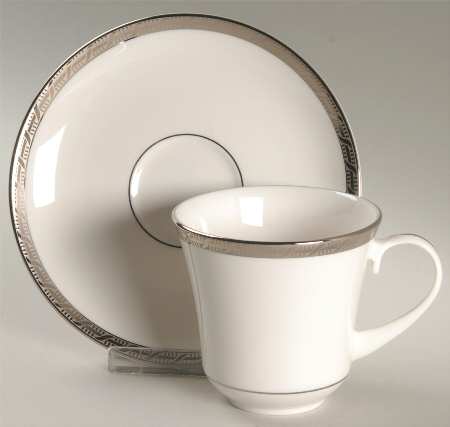 Flat Cup & Saucer Set