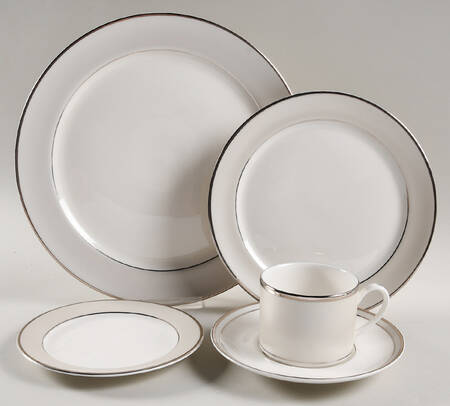 Solstice 5 Piece Place Setting