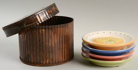 Pistoulet Coaster Set - 5 Piece (4 Motif Coasters & Metal Holder)