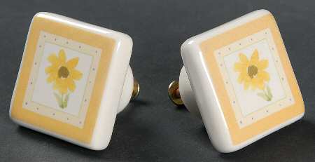 Pistoulet Set of 2 Drawer/Cabinet Pull/Knob