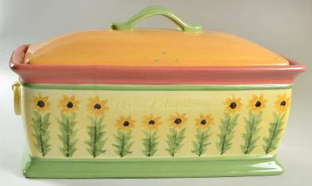 Pistoulet Bread Box & Lid