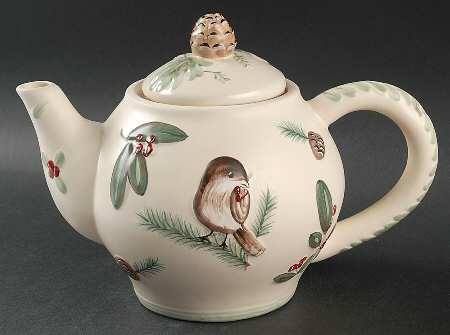 Winterwood (Canvas Tan) Sculpted Teapot & Lid