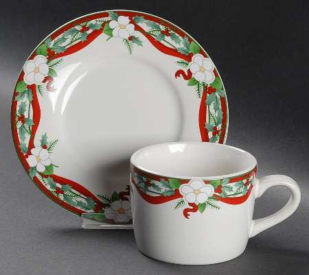Yuletide (Stoneware) Flat Cup & Saucer Set