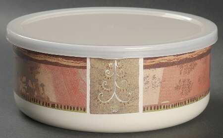 Holiday Spice 7" Metal Bowl & Plastic Lid