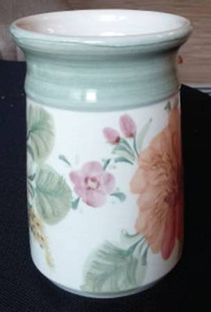 Meadows 7" Vase