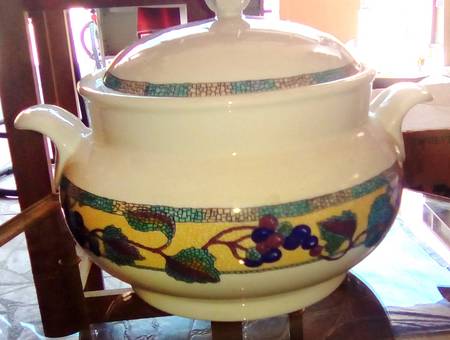 PER36 Round Covered Vegetable