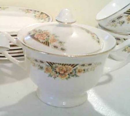 PCP194 Sugar Bowl & Lid