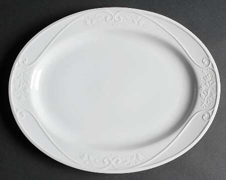 Veranda White 14" Oval Serving Platter