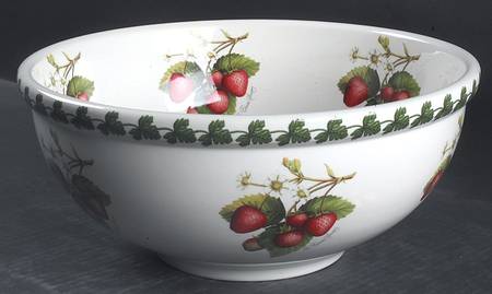 Strawberry Fair 11" Large Salad Serving Bowl