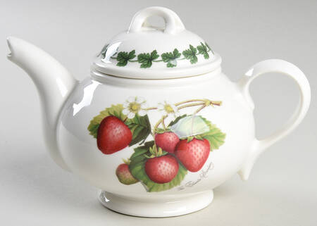 Strawberry Fair Mini Teapot & Lid