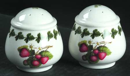 Strawberry Fair Salt & Pepper Set