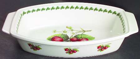 Strawberry Fair Handled Oval Deep Baker