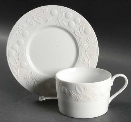 Snow Fruit Flat Cup & Saucer Set