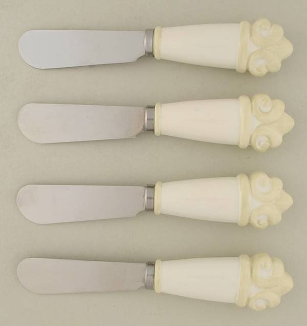 Pavillion Spreader - Set of 4