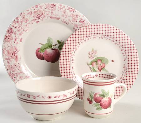 Delicious 4 Piece Place Setting by Pfaltzgraff