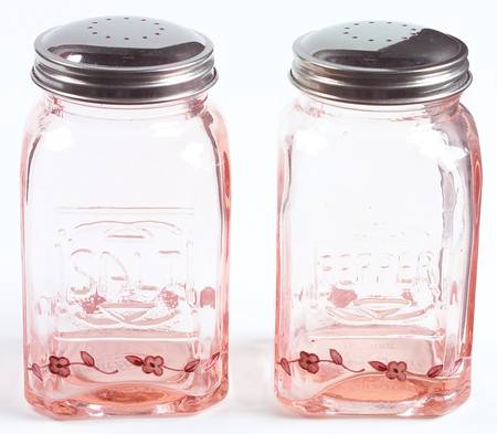 Delicious Glassware Salt and Pepper Set