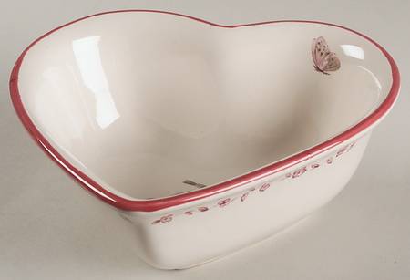 Delicious 6" Heart Shaped Bowl