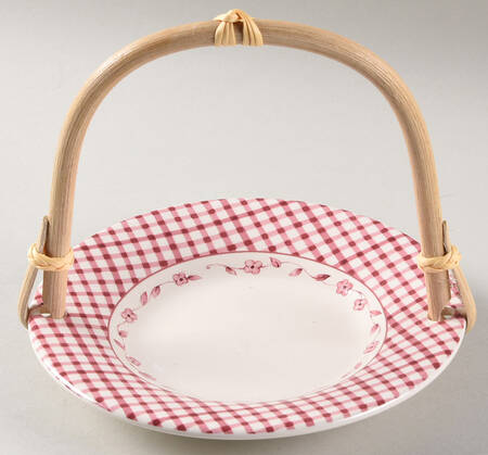 Delicious 5 3/8"-5 5/8" Bamboo Handled Serving Plate  HC