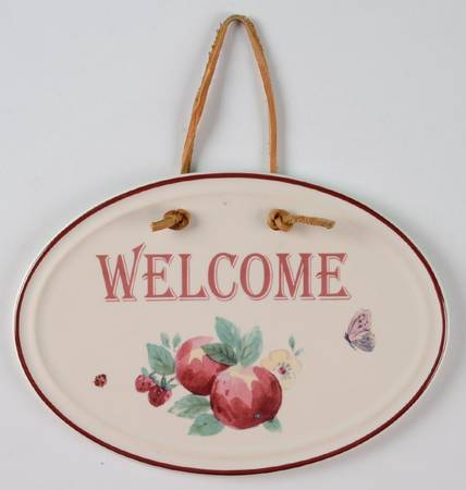 Delicious "Welcome" Wall Plaque