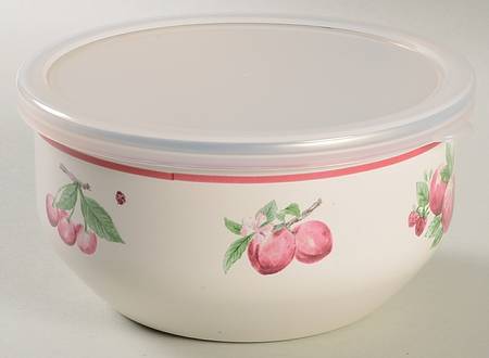 Delicious 5 3/4" Metal Bowl & Plastic Lid
