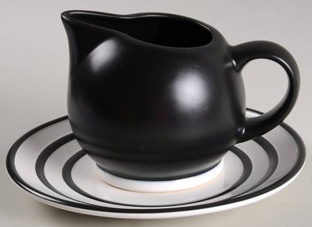 Empire Gravy Boat & Underplate by Pfaltzgraff