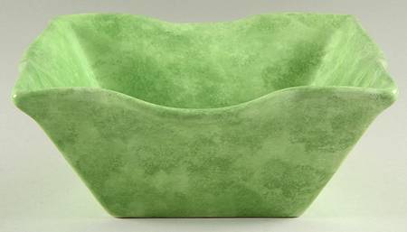 Onde Verde (Medium Green) 8" Square Vegetable Bowl