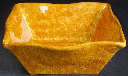 Onde Amber (Gold) 11" Square Vegetable Bowl