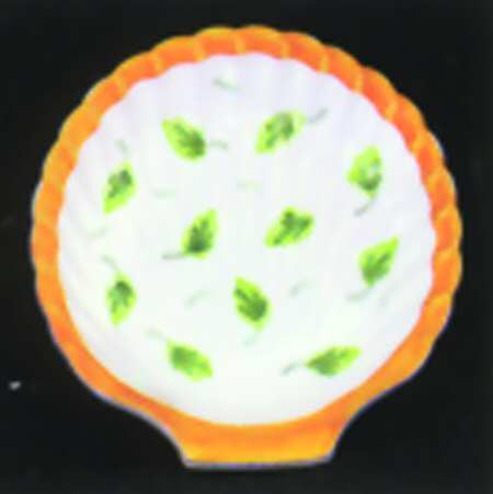 Crispin Large Shell Shaped Dish