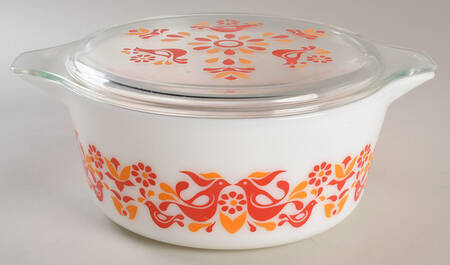Friendship 2.5 Qt Round Covered Casserole