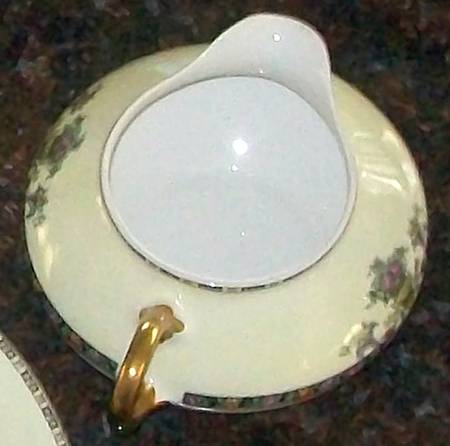 POP204 Creamer