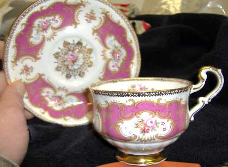 PAR94 Footed Cup & Saucer Set