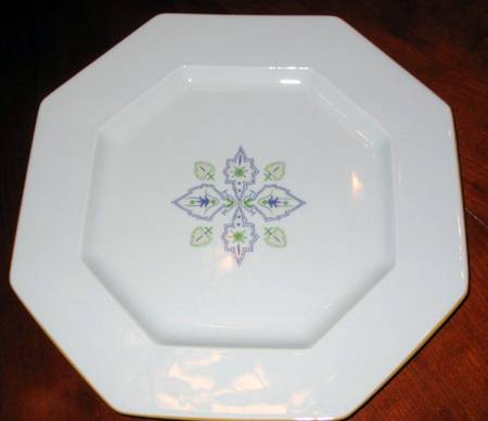 Arabesque Dinner Plate