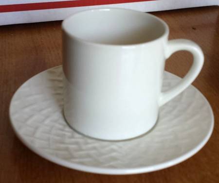 Magnum Gazebo Flat Cup & Saucer Set