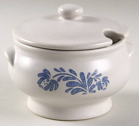 Bicentennial Collection Mini Tureen & Lid