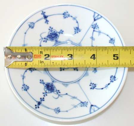 PRG5 Rimmed Saucer