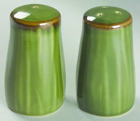 Potter's Glen Salt & Pepper Set