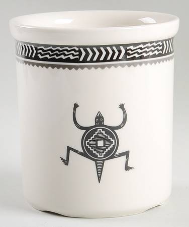 Ancient Mimbreno Black (Replica) Small Open Crock