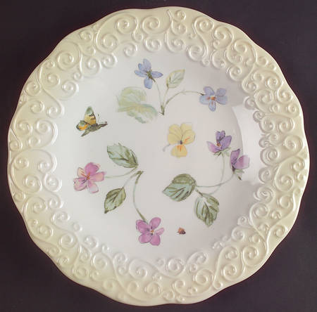 Vienna Floral 9" Round Buffet Plate