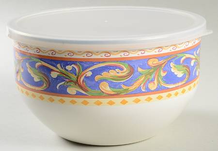 Villa Della Luna 7 3/4" Metal Bowl W/Plastic Lid